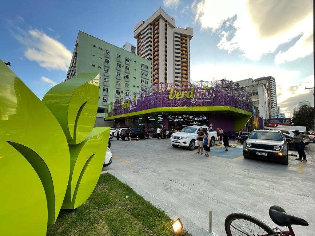 Apartamento Estiloso E Pertinho Da Praia. Lazer E Trabalho *